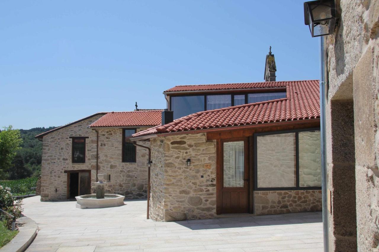 O Muino Casa Ferrador Ribeira Sacra Apartamento Barantes Exterior foto
