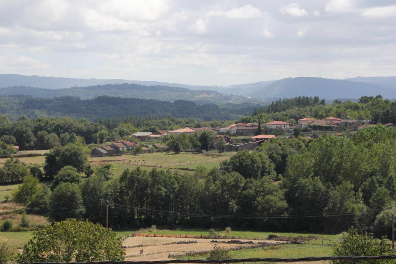 O Muino Casa Ferrador Ribeira Sacra Apartamento Barantes Exterior foto
